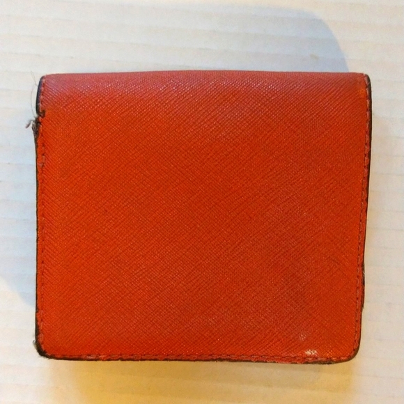 GUC. Michael kors small wallet. - Picture 2 of 7